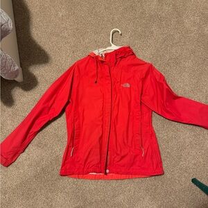 The North Face raincoat (S)